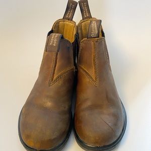 Blundstone kids boots!